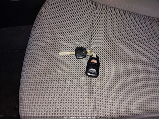 2011 HYUNDAI SONATA 5NPEB4AC0BH260274 Photo 10