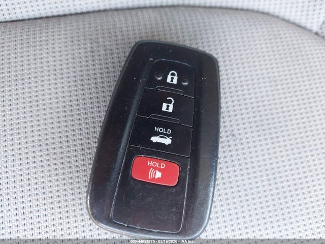 Toyota Corolla Hybrid Le 2021 JTDEAMDE1MJ002193 Image 11