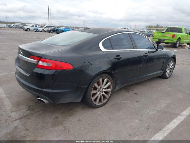 2011 JAGUAR XF SAJWA0GB5BLR89530 Photo 3
