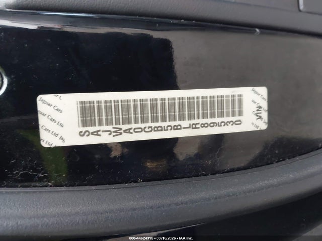 2011 JAGUAR XF SAJWA0GB5BLR89530 Photo 8