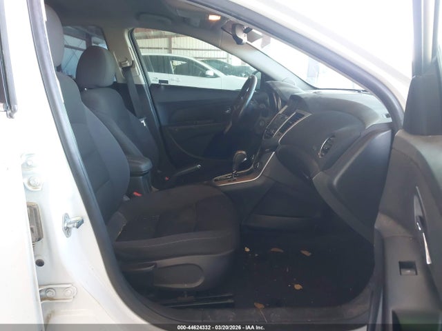 2014 CHEVROLET CRUZE 1G1PC5SBXE7316918 Photo 4