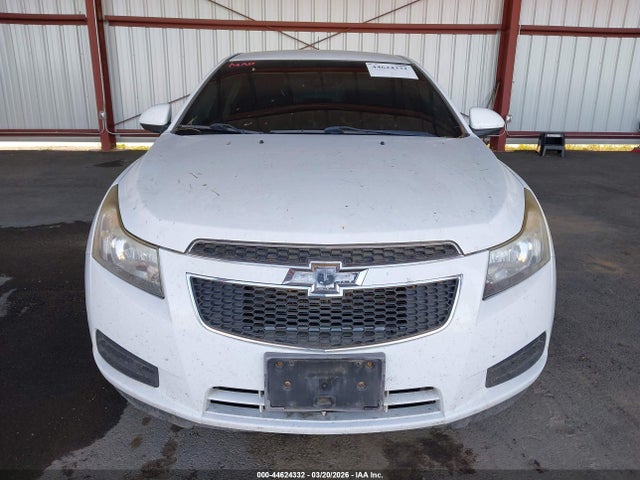 2014 CHEVROLET CRUZE 1G1PC5SBXE7316918 Photo 5