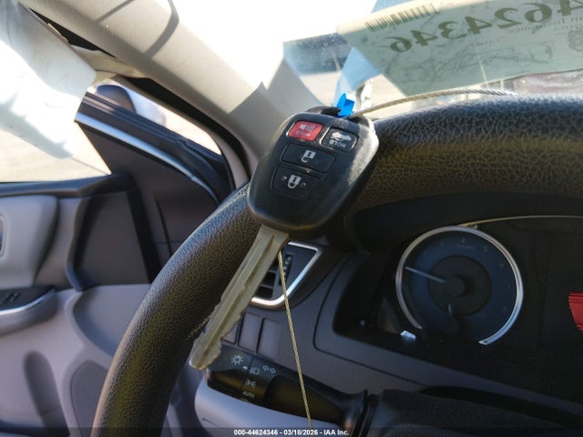 Toyota CAMRY LE 2016 4T4BF1FK4GR522205 Image 11