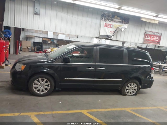 2C4RC1BG5FR535001 Chrysler Town &amp; Country Touring