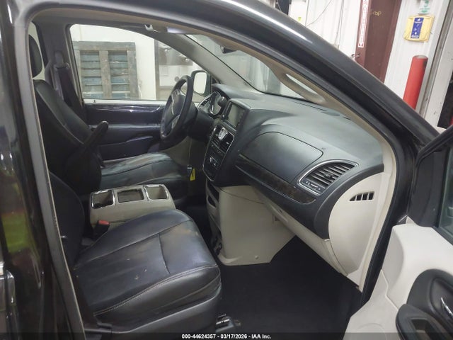 2C4RC1BG5FR535001 Chrysler Town &amp; Country Touring
