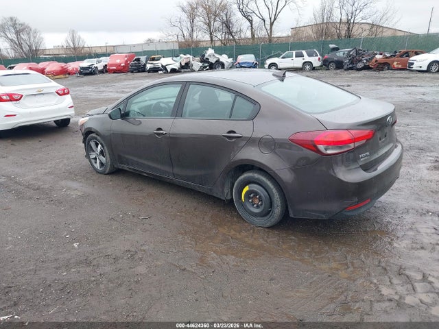 KIA FORTE LX 2018 3KPFL4A72JE194513 Image 3