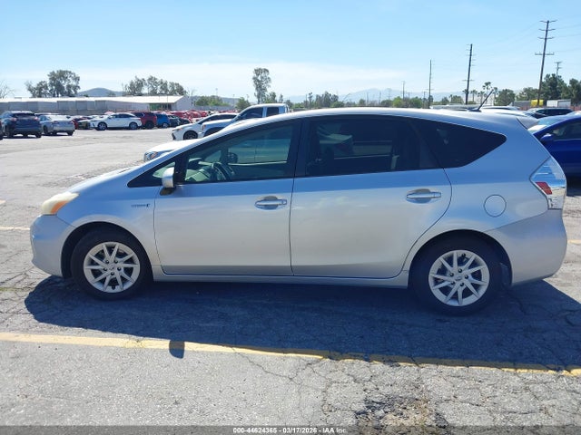 Toyota PRIUS V 2014 JTDZN3EU4E3328839 Image 14