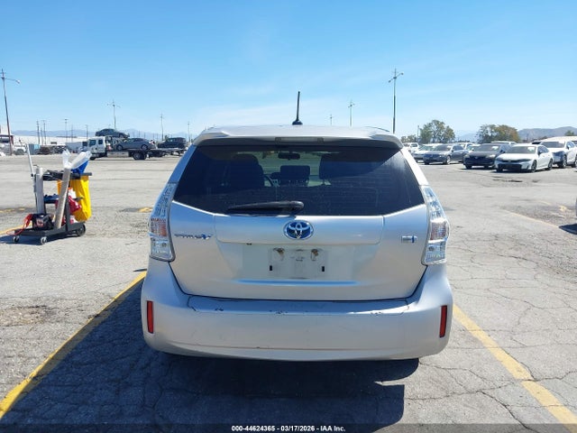 Toyota PRIUS V 2014 JTDZN3EU4E3328839 Image 16