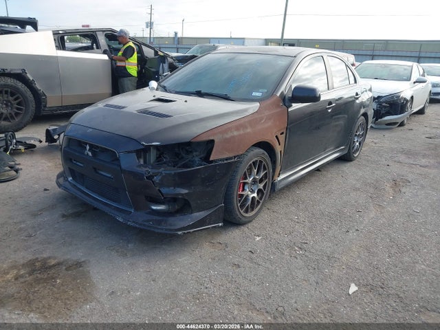 2014 MITSUBISHI LANCER EVOLUTION JA32W5FVXEU018057 Photo 1