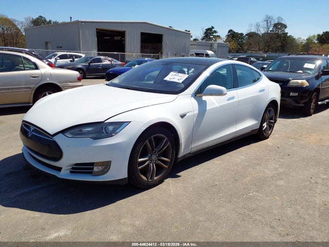 2013 TESLA MODEL S 5YJSA1CG1DFP22380 Photo 1