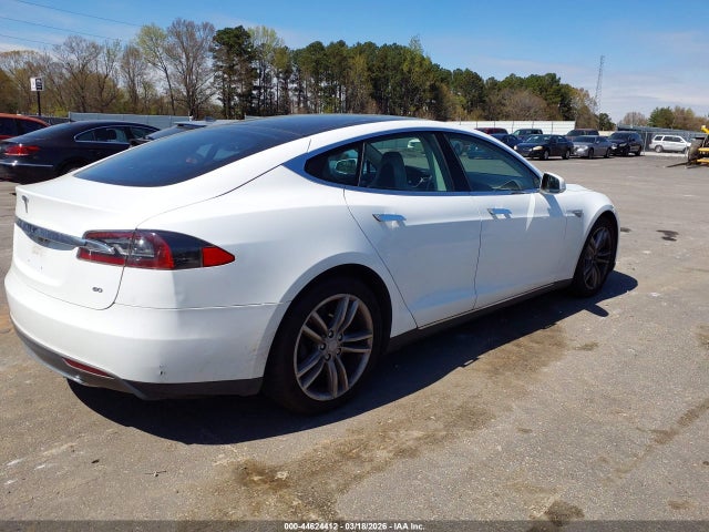 2013 TESLA MODEL S 5YJSA1CG1DFP22380 Photo 3