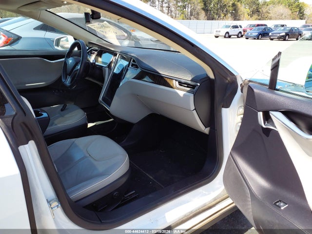 2013 TESLA MODEL S 5YJSA1CG1DFP22380 Photo 4