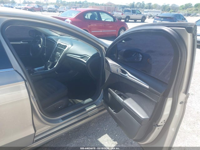 2015 Ford Fusion Se მანქანა იყიდება აუქციონზე, vin: 3FA6P0HD0FR249278, აუქციონის ნომერი: 44624419