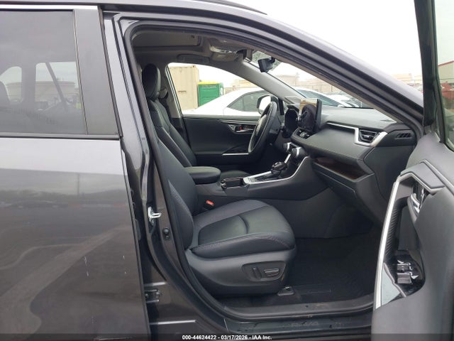 JTMY1RFV9RJ027647 Toyota Rav4 Limited