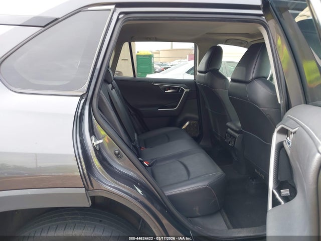 JTMY1RFV9RJ027647 Toyota Rav4 Limited