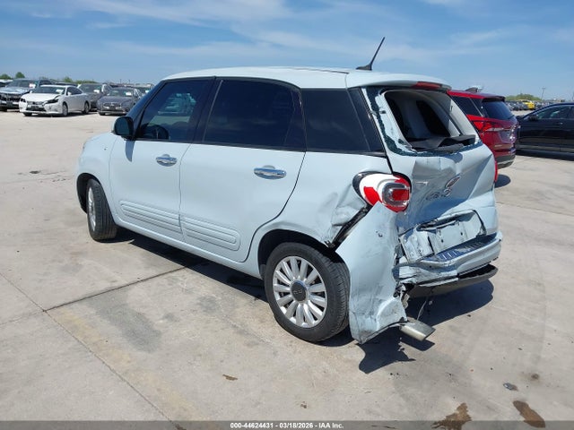2014 FIAT 500L ZFBCFABH0EZ028214 Photo 2
