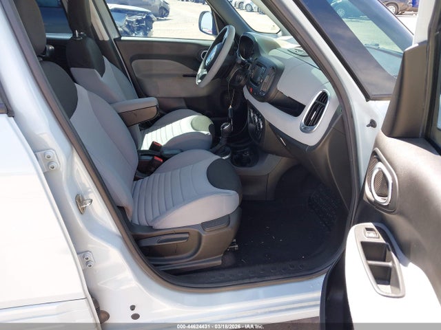2014 FIAT 500L ZFBCFABH0EZ028214 Photo 4