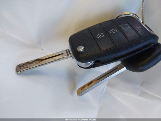 KNDJN2A25G7854758 KIA Soul