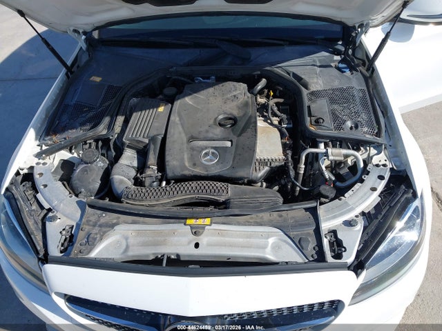 44624459 :رقم المزاد ، 55SWF4JB7GU130304 vin ، 2016 Mercedes-benz C 300 مزاد بيع