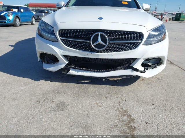 44624459 :رقم المزاد ، 55SWF4JB7GU130304 vin ، 2016 Mercedes-benz C 300 مزاد بيع