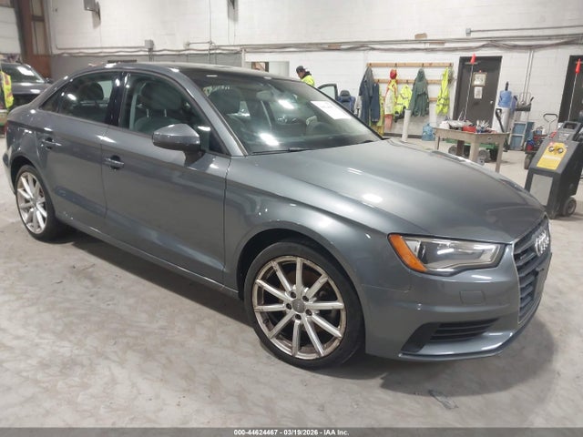 2015 AUDI A3 WAUBFGFFXF1065420 Photo 0