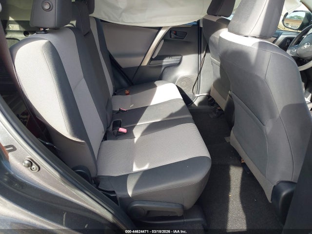 Toyota RAV4 LE 2014 JTMZFREV9EJ008579 Image 8