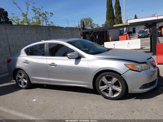 Продажа на аукционе авто 2015 Acura Ilx 2.0l, vin: 19VDE1F3XFE008870, номер лота: 44624479