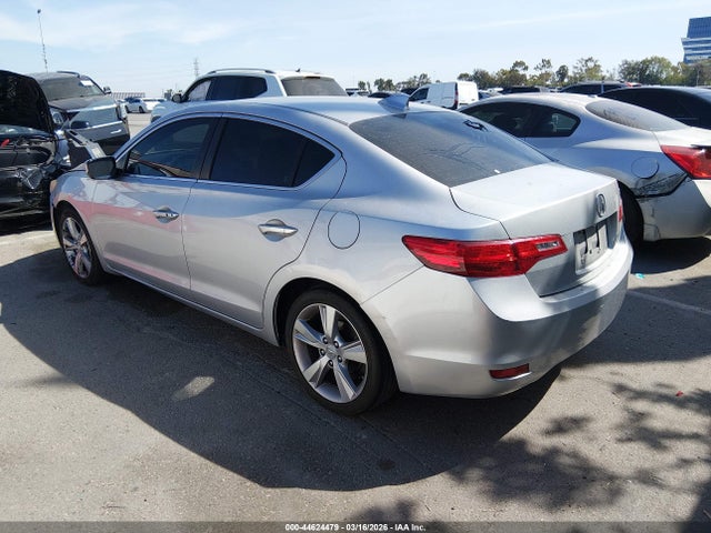 Продажа на аукционе авто 2015 Acura Ilx 2.0l, vin: 19VDE1F3XFE008870, номер лота: 44624479