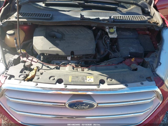 1FMCU0GD5JUC44999 Ford ESCAPE SE
