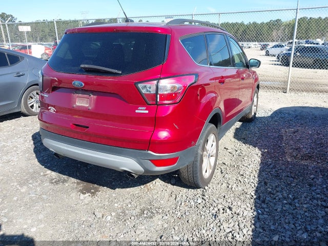 1FMCU0GD5JUC44999 Ford ESCAPE SE
