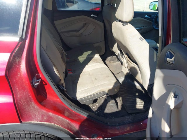1FMCU0GD5JUC44999 Ford ESCAPE SE