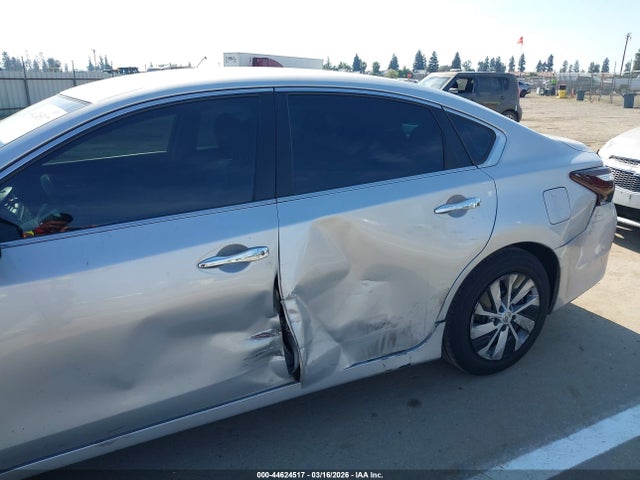 1N4AL3AP5GC137393 Nissan Altima 2.5 S