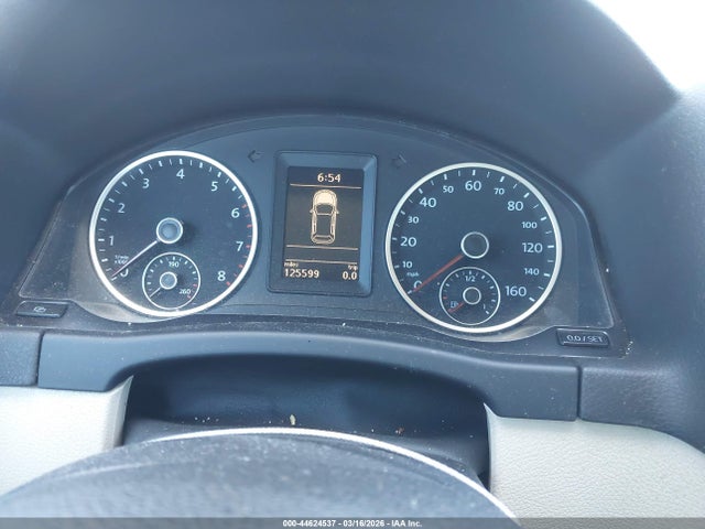 2011 VOLKSWAGEN TIGUAN WVGAV7AX0BW539921 Photo 6