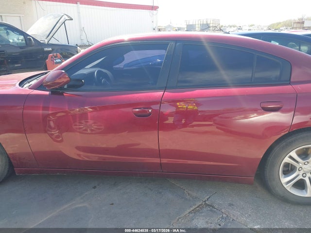 2C3CDXBG3LH116575 Dodge Charger Sxt Rwd