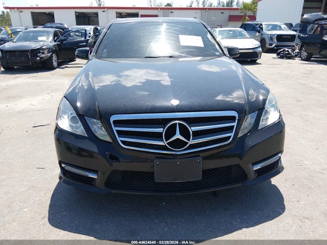 2013 Mercedes-benz E 350 მანქანა იყიდება აუქციონზე, vin: WDDHF5KB9DA721016, აუქციონის ნომერი: 44624540