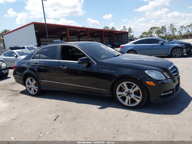 2013 Mercedes-benz E 350 მანქანა იყიდება აუქციონზე, vin: WDDHF5KB9DA721016, აუქციონის ნომერი: 44624540