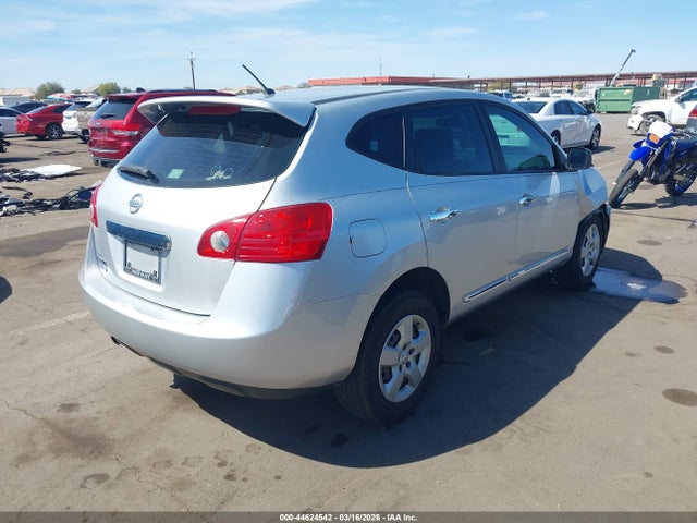 JN8AS5MT3FW151599 Nissan Rogue Select S