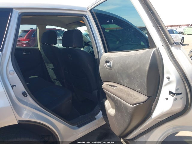 JN8AS5MT3FW151599 Nissan Rogue Select S