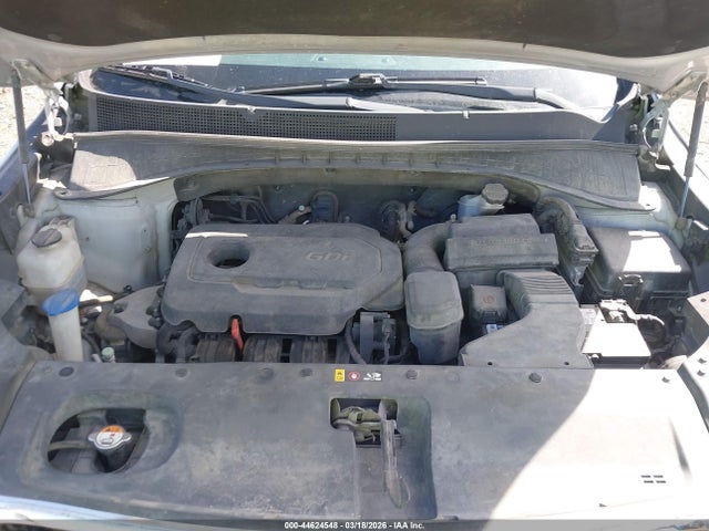 44624548 :رقم المزاد ، 5XYPG4A36HG232229 vin ، 2017 Kia Sorento 2.4l L مزاد بيع