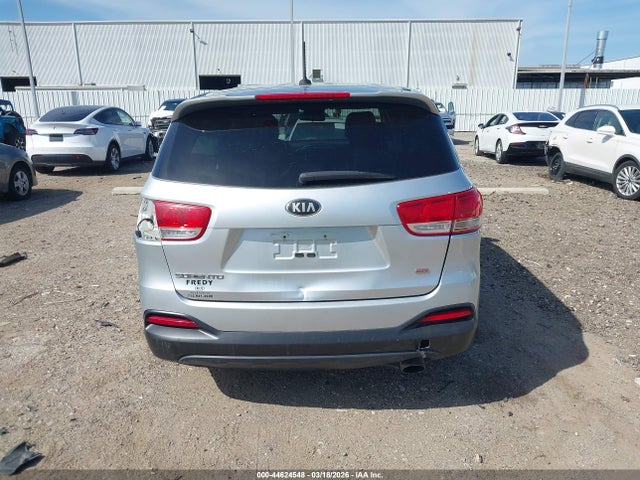 44624548 :رقم المزاد ، 5XYPG4A36HG232229 vin ، 2017 Kia Sorento 2.4l L مزاد بيع