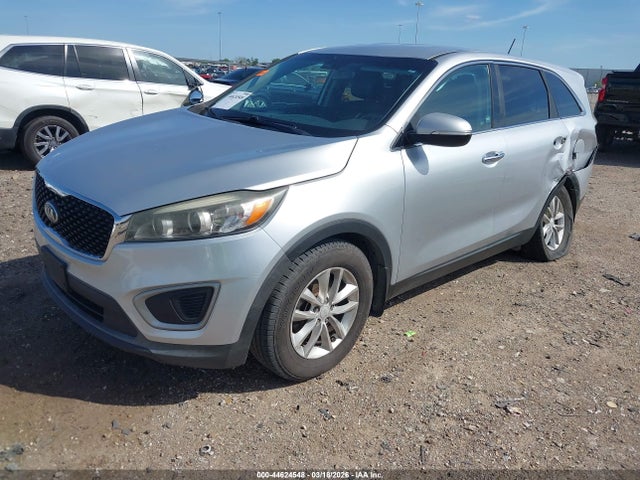 44624548 :رقم المزاد ، 5XYPG4A36HG232229 vin ، 2017 Kia Sorento 2.4l L مزاد بيع