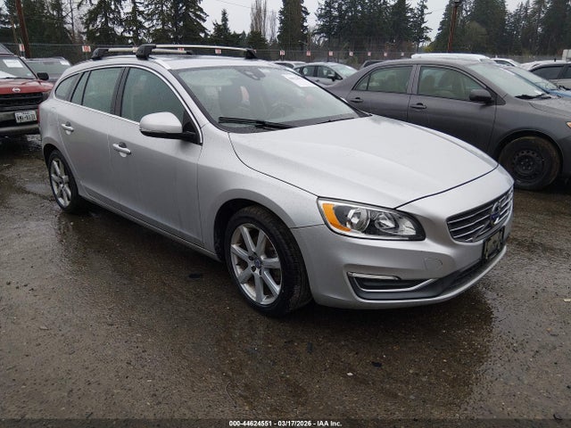 2016 VOLVO V60 YV140MEKXG1290426