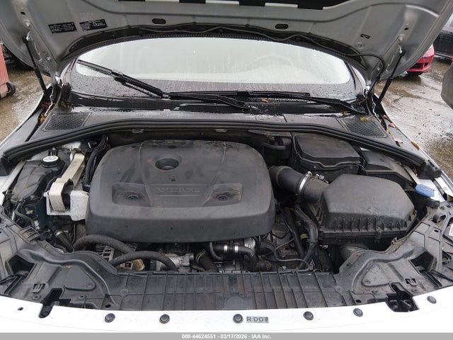 2016 VOLVO V60 YV140MEKXG1290426 Photo 9