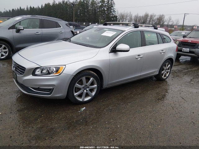 2016 VOLVO V60 YV140MEKXG1290426 Photo 1
