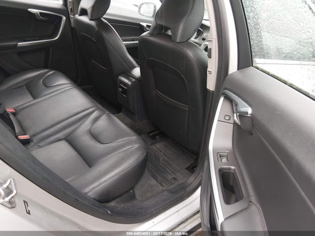 2016 VOLVO V60 YV140MEKXG1290426 Photo 7