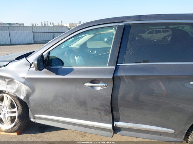2013 Infiniti Jx35 მანქანა იყიდება აუქციონზე, vin: 5N1AL0MM3DC310040, აუქციონის ნომერი: 44624552