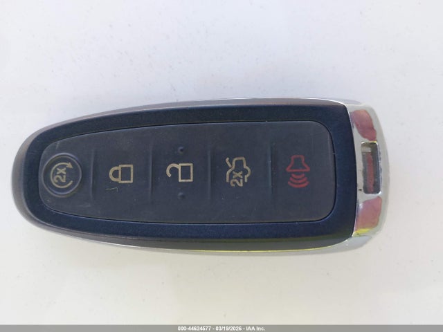 1FMCU0JX8EUE27483 Ford Escape Titanium