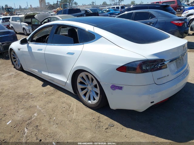 44624589 :رقم المزاد ، 5YJSA1E22GF159023 vin ، 2016 Tesla Model S 60d/70d/75d/85d/90d مزاد بيع