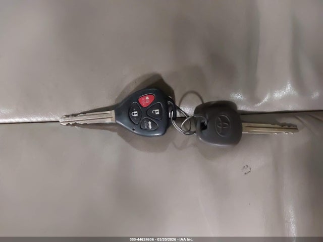 44624606 :رقم المزاد ، 4T4BF3EK3AR026896 vin ، 2010 Toyota Camry Xle مزاد بيع