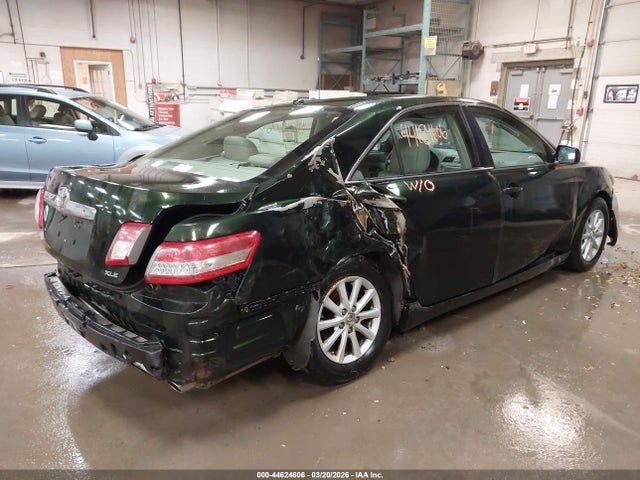 44624606 :رقم المزاد ، 4T4BF3EK3AR026896 vin ، 2010 Toyota Camry Xle مزاد بيع
